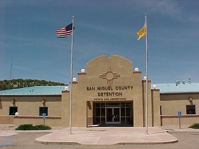 DETENTION CENTER BUILDING